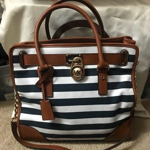 Beautiful limited edition Michael Kors purse!